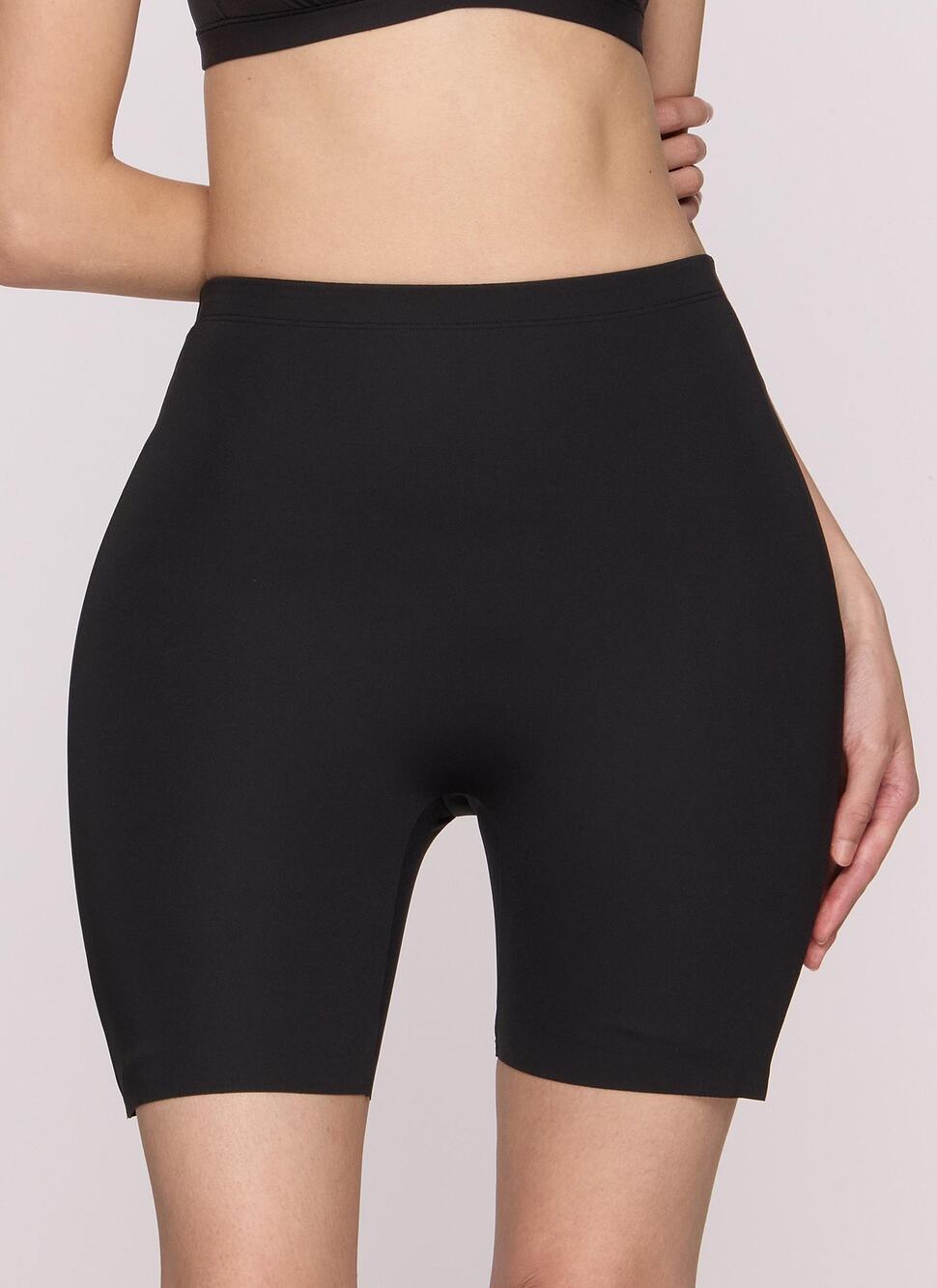 SKIMS BODY Hip Shaping Mid Thigh Shorts - Onyx Size S NWT #1920